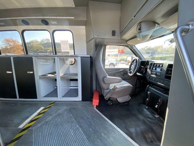 2011 CHEVRO EXPRESS G4500