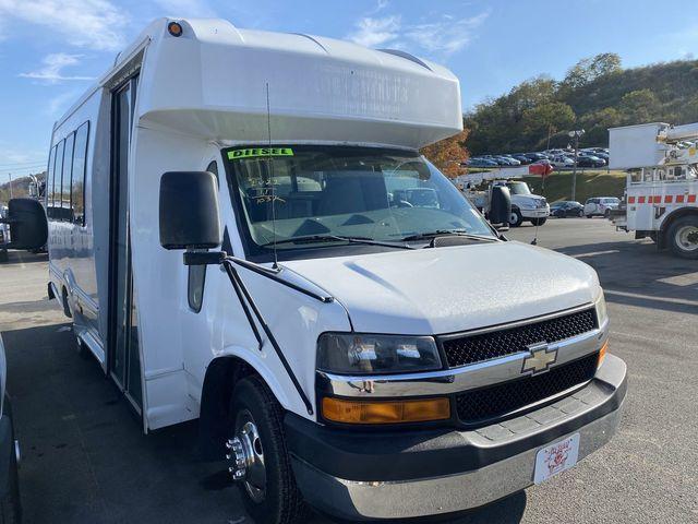2011 CHEVRO EXPRESS G4500