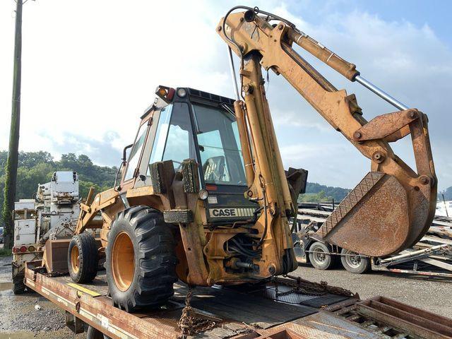 CASE   580D CONSTRUCTION