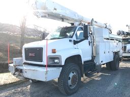 2006 GMC    C8500 ALTEC BUCKET