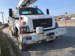2006 GMC    C8500 ALTEC BUCKET