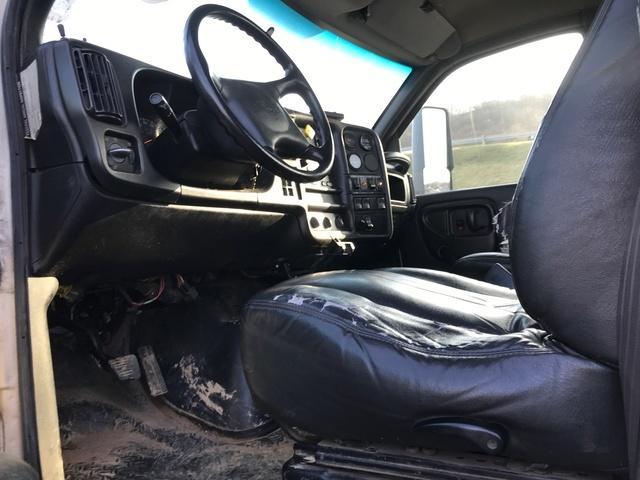 2006 GMC    C8500 ALTEC BUCKET