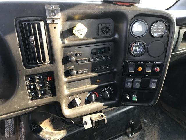 2006 GMC    C8500 ALTEC BUCKET