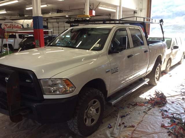 2014 RAM    2500 4X4 CREWCAB T