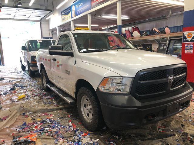 2016 Ram 1500 EXPRESS PACKA