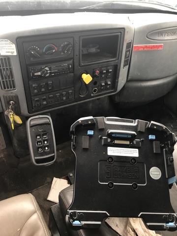 2002 INTERN 4400 IMT CRANE 382