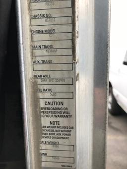 2005 PETERB 330 SERIES ROAD TR