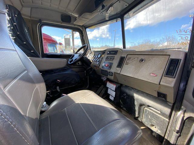 2005 PETERB 330 SERIES ROAD TR