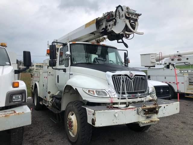 2009 INTERN 4400 ALTEC DIGGER
