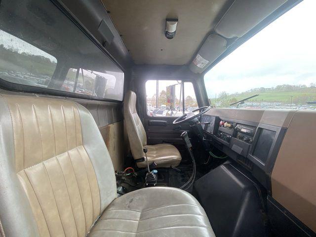 1992 INTERN 8000-SERIES