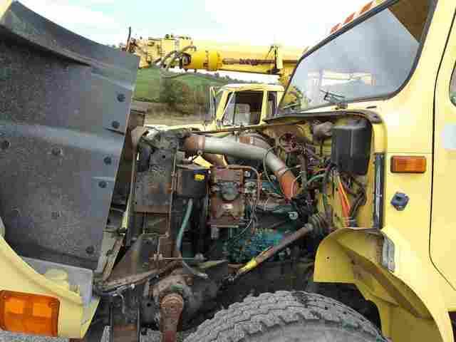 1990 INTERN 4900 ALTEC BOOM AM