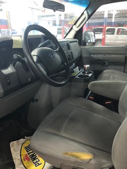 2014 Ford E250 Vans ECONOLIN