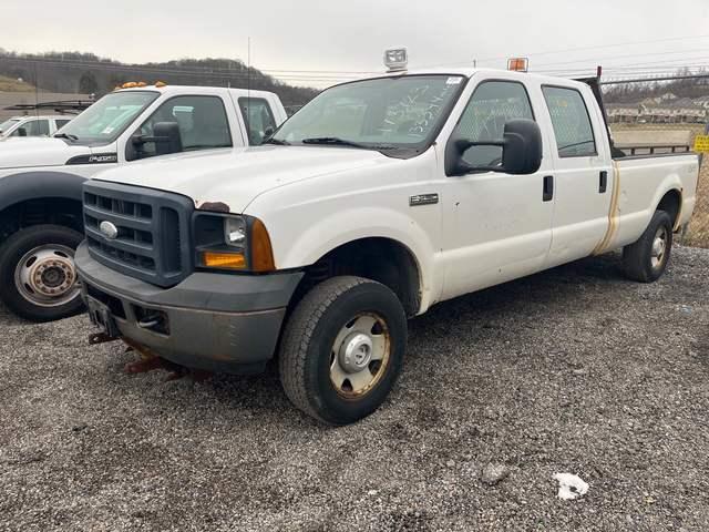 2006 FORD F250SD XL CREW CAB