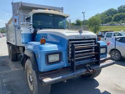 1995 MACK RD 690