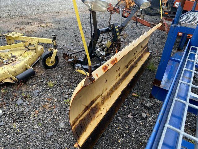 0 MEYER C 8 SNOW PLOW