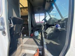 2000 FREIGH CHASSIS