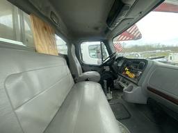 2007 FREIGH M2-106BUCKET TRK