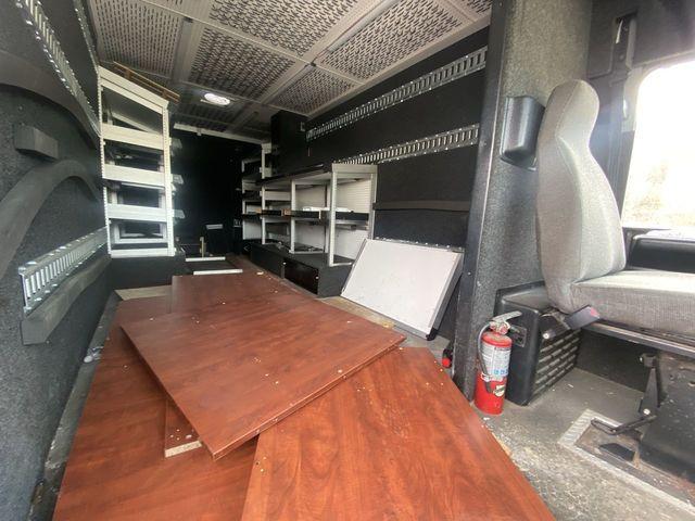 2011 FREIGH CHASSIS M LINE WAL