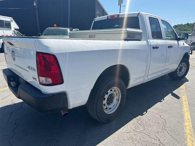 2012 Ram 1500 ST 4X4 QUAD CAB 4WD