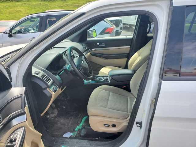 2016 Ford Explorer Base