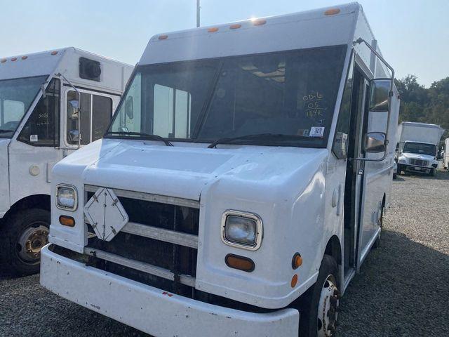 2005 Freightliner CHASSIS