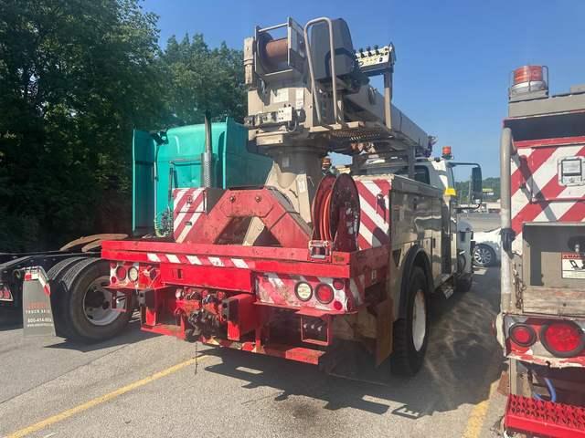 2010 International 4300 4X2 ALTEC DM47 TR DIGGER DERRICK