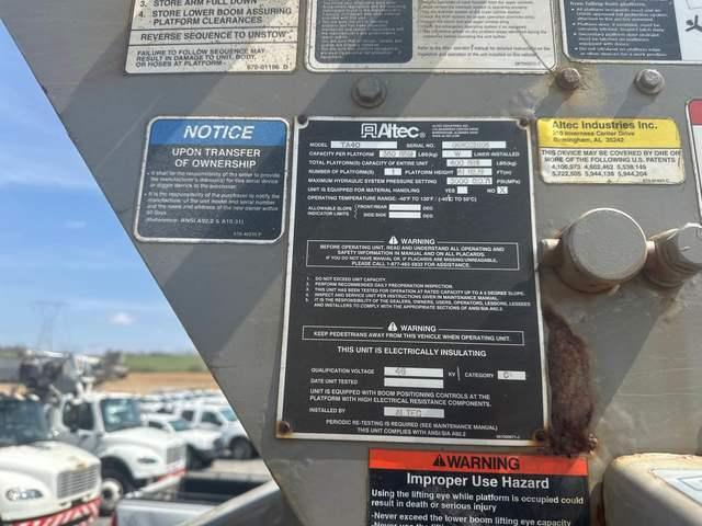 2012 Freightliner M2-106 4X2 ALTEC TA40