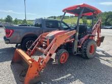 2013 Kubota Backhoe null