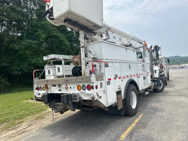 2013 International 7400 4X4 ALTEC A455 BUCKET TRUCK