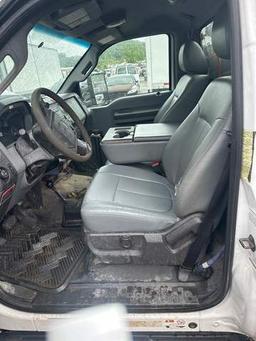 2012 Ford F550 4X4 REG CAB ALTEC AT37G