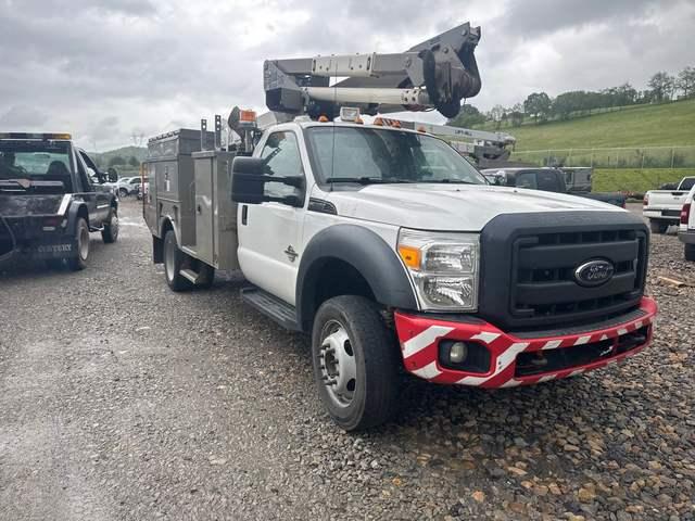 2012 Ford F550 4X4 REG CAB ALTEC AT37G