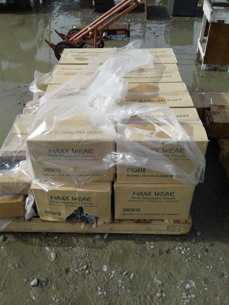 (16) Cases of XL Nitrile Disposable Gloves