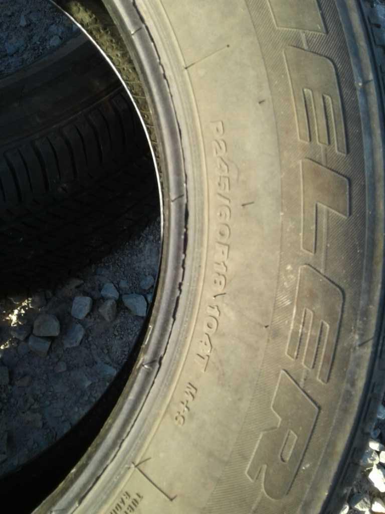 (2) P245/60R18 Tires