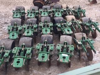 (17) John Deere 1720 Planter Cotton Closing Wheels