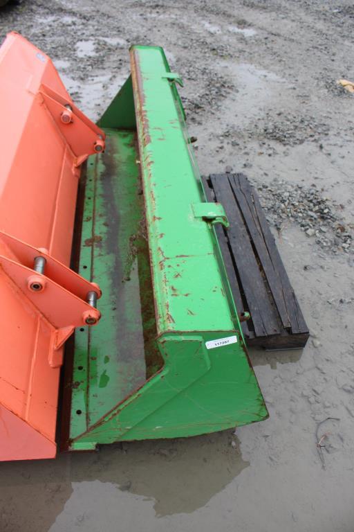 John Deere 60" Q/A Loader Bucket