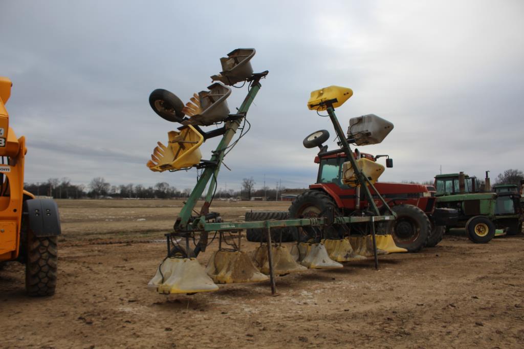 Redball 420 12-Row 3pt Hooded Sprayer