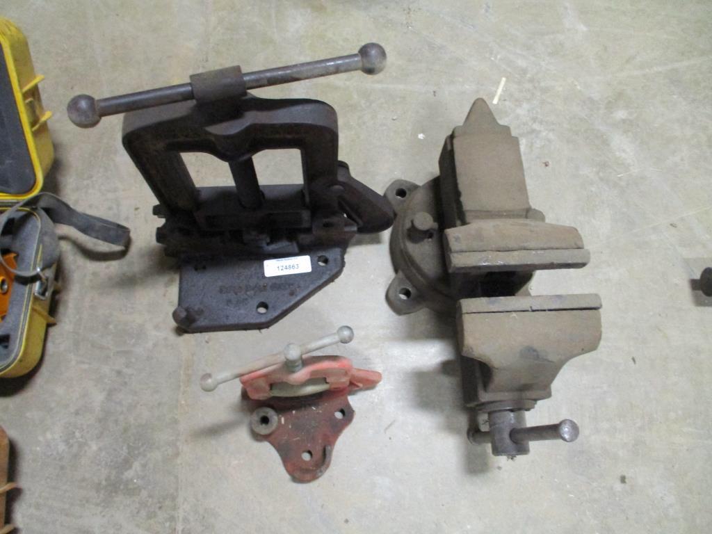 Shop Vise & (2) Pipe Cutters