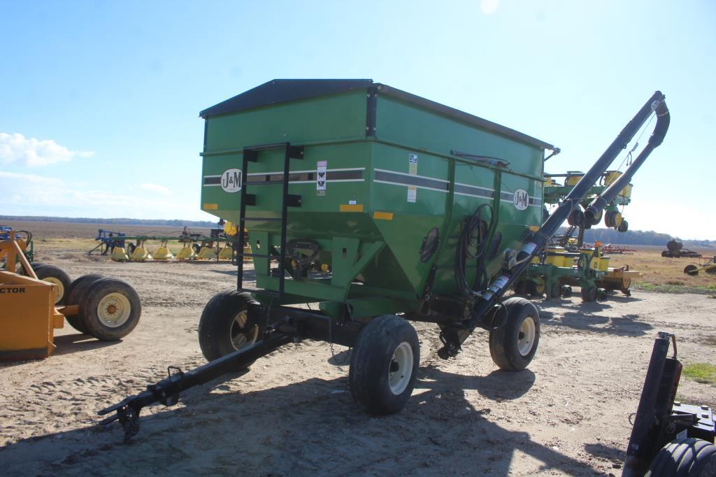 J&M 1074 Pull Type Seed Wagon