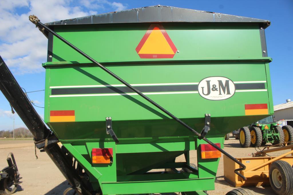 J&M 1074 Pull Type Seed Wagon