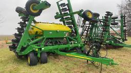 John Deere 1990 40' Pull Type Air Drill