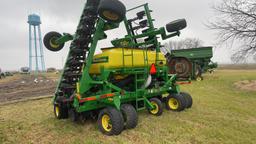 John Deere 1990 40' Pull Type Air Drill