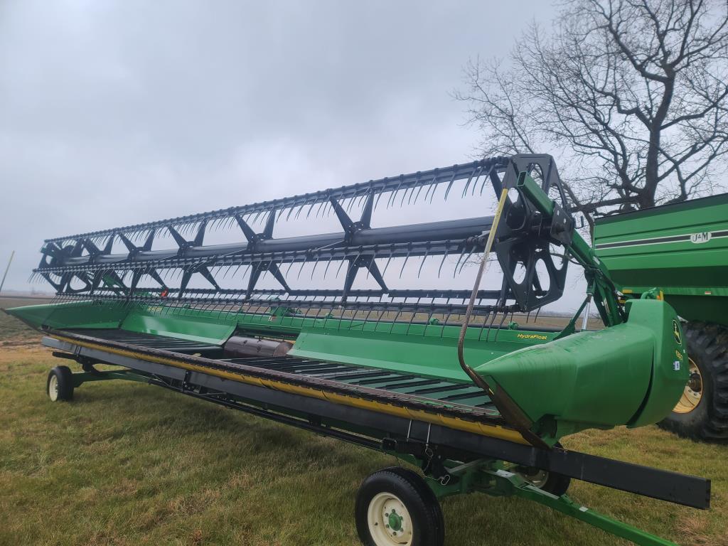 John Deere 630D 30' Draper Header