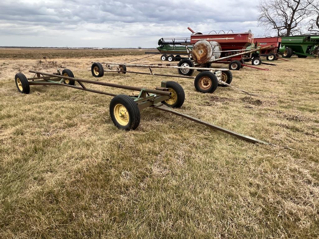 John Deere 20' Pull Type Header Wagon