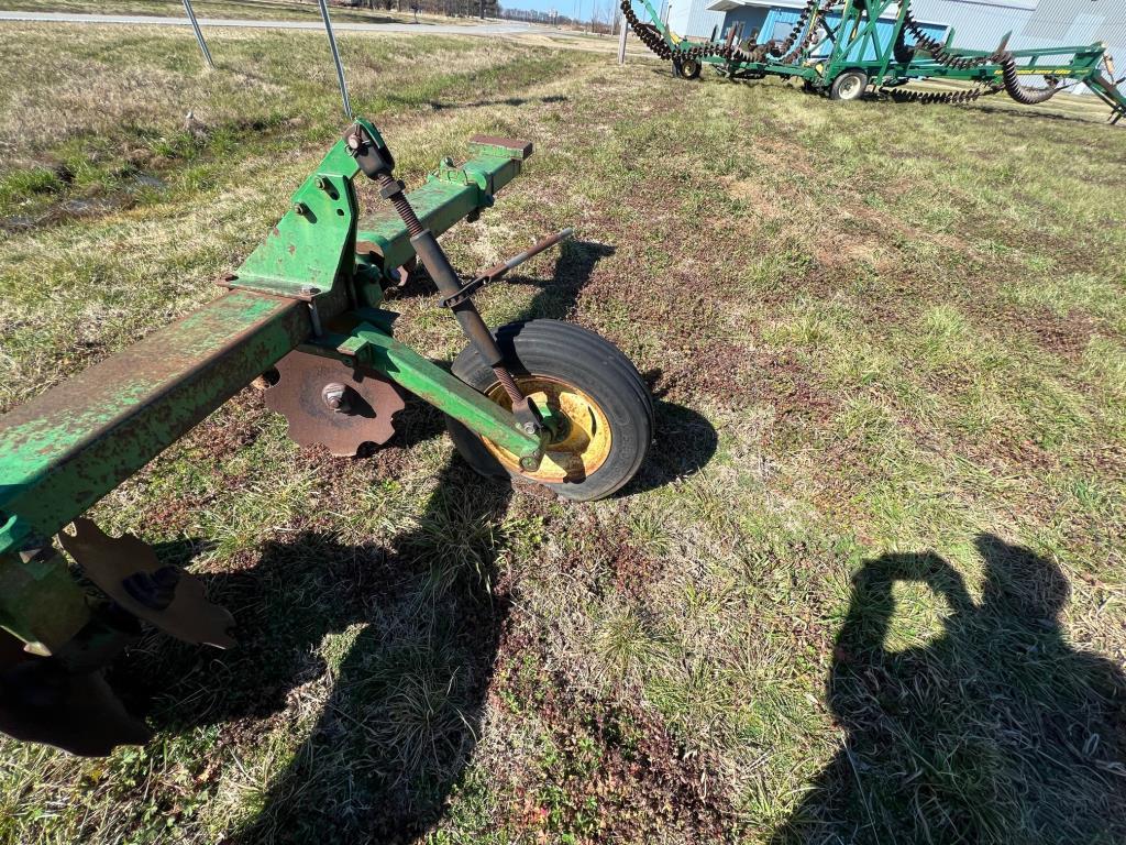 John Deere 8-Row 3pt Hipper