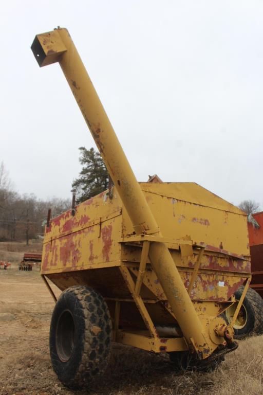 Eddins Pull Type Grain Cart