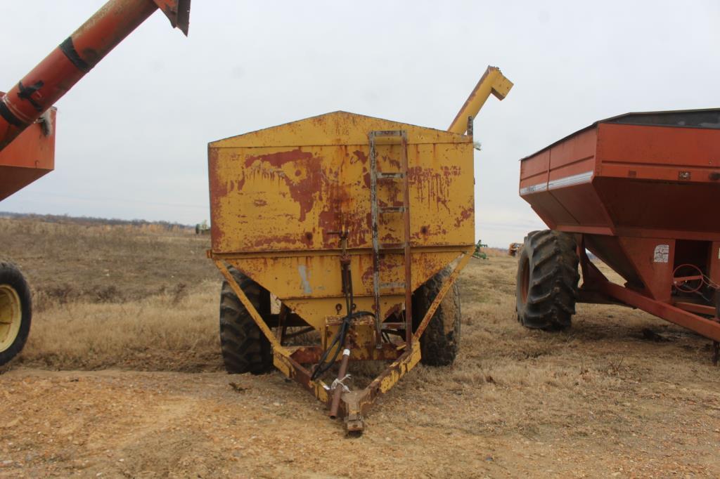 Eddins Pull Type Grain Cart