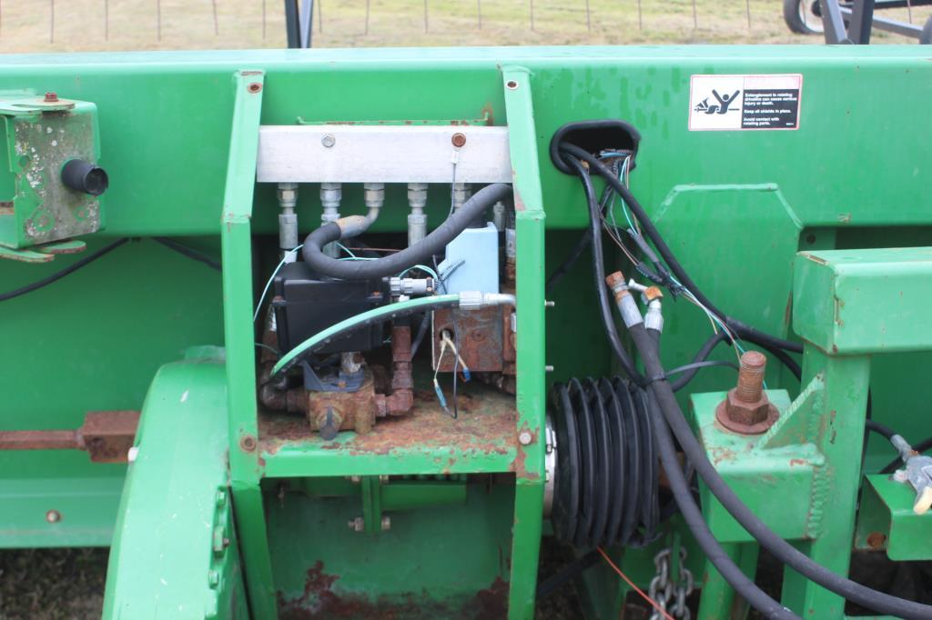 John Deere 925D 25' Draper Header