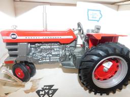 MASSEY FERGUSON 1100 TRACTOR W/ BOX (FARM PROGRESS SHOW 1993