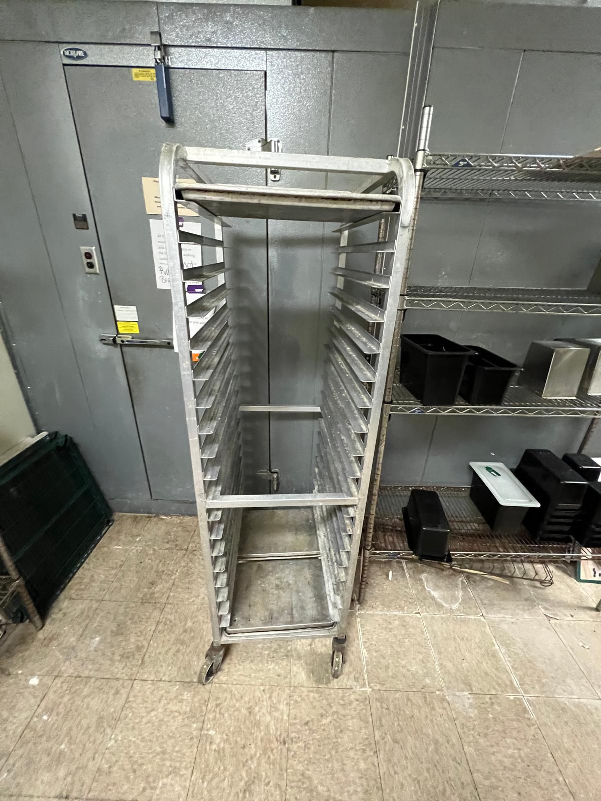 ROLLING SHEET PAN RACK