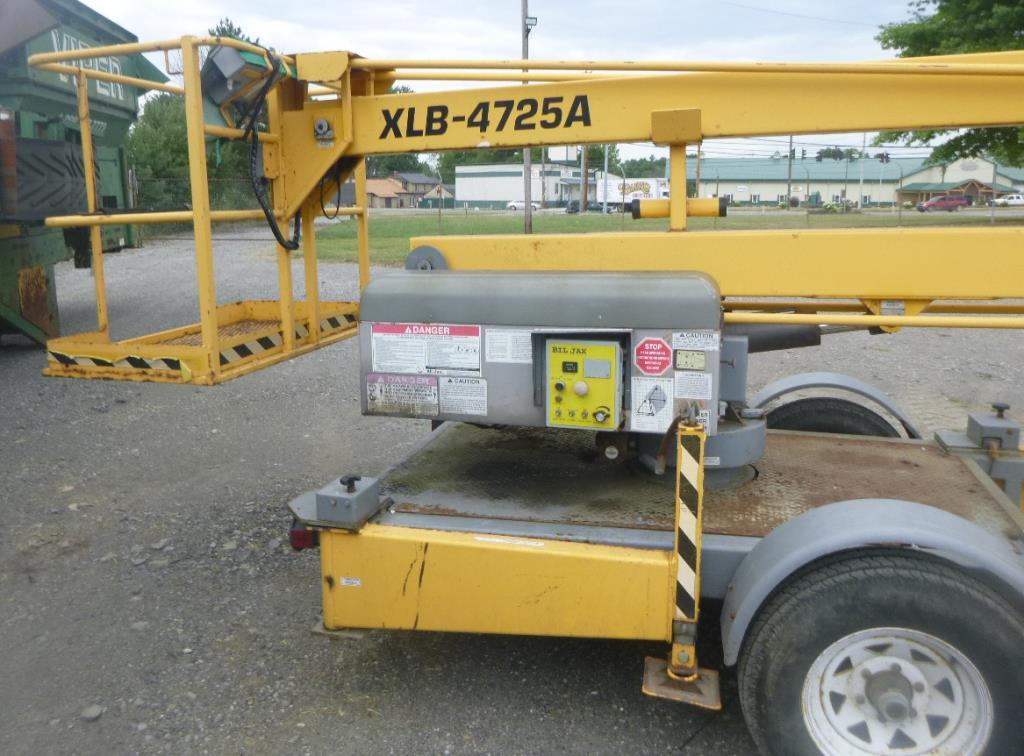 BIL-JAX XLB-4725A 40' TRAILER MOUNTED BOOM LIFT Make: BIL-JAX Model: XLB-47
